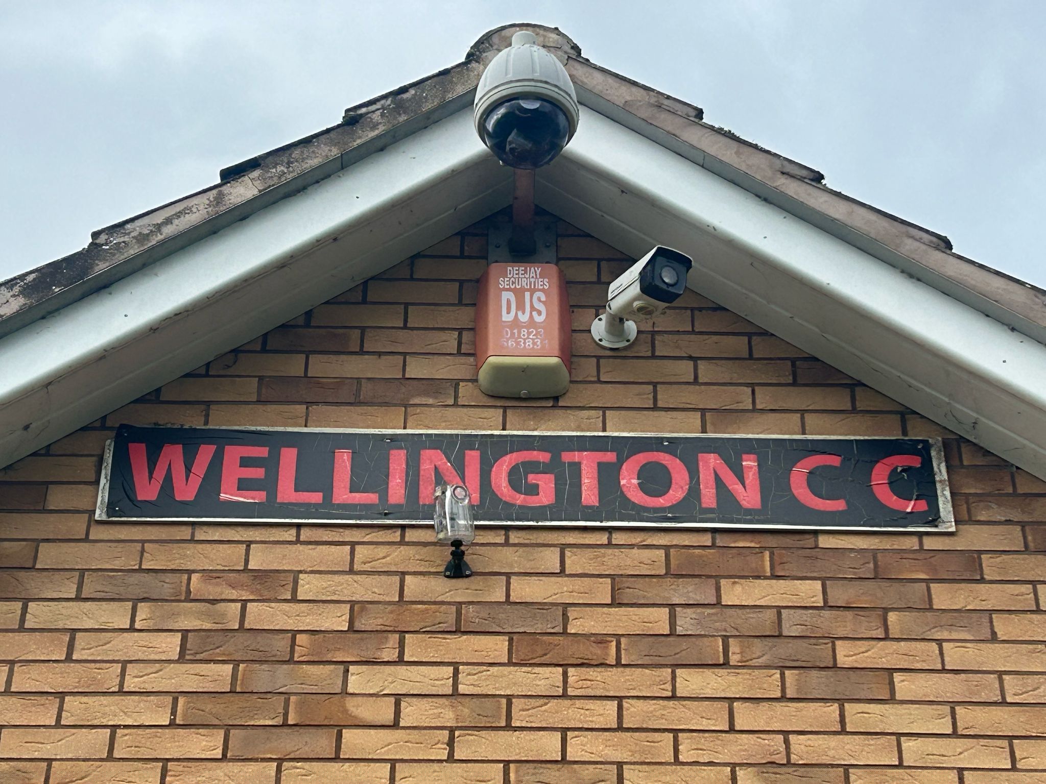 DJ Securities - Alarms